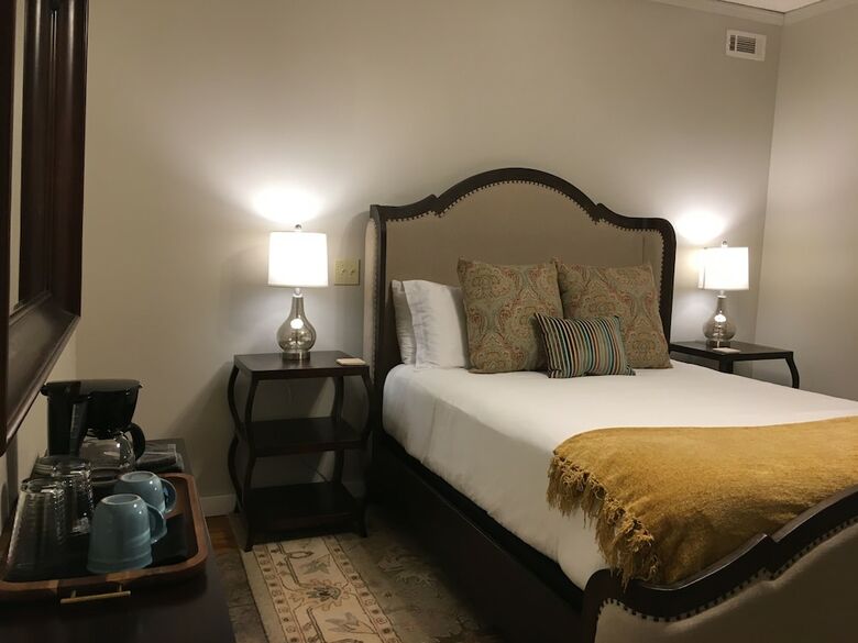 Hotel Barefoot Hills