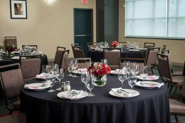 Hotel Four Points By Sheraton Houston Intercontinental Airport