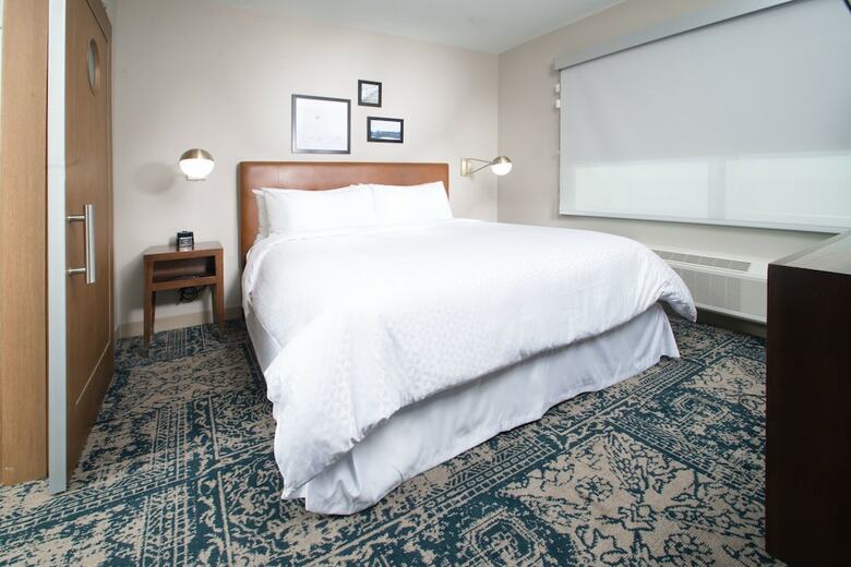 Hotel Four Points By Sheraton Houston Intercontinental Airport