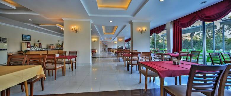 Hedef Beach Resort & Spa Hotel - All Inclusive