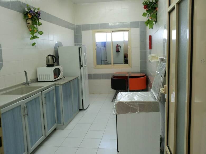 Aparthotel Al Eairy Furnished Apartments Al Ahsa 4