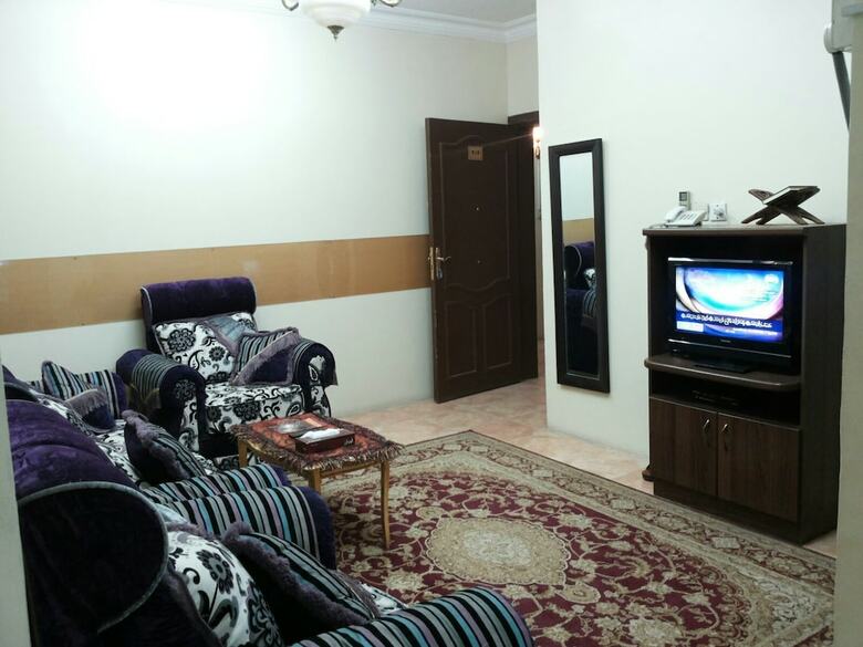 Aparthotel Al Eairy Furnished Apartments Al Ahsa 4