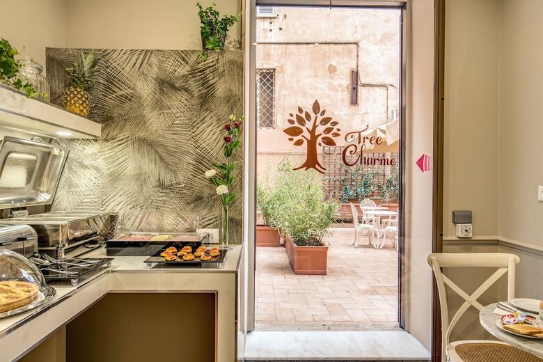 Charme Spagna Boutique Hotel