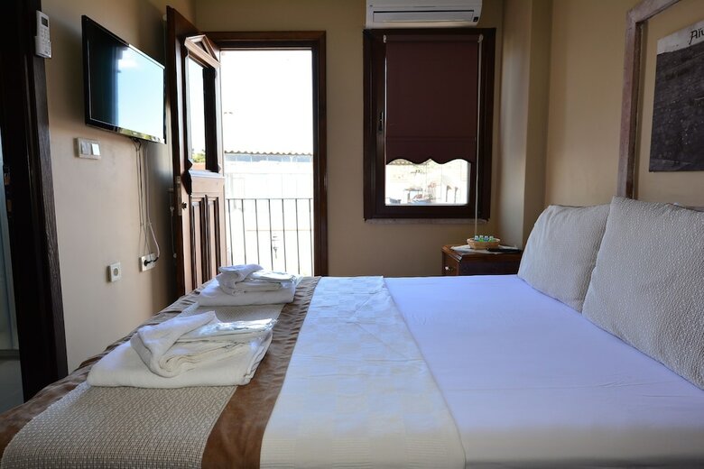 Hotel Hayriye Hanim Ege