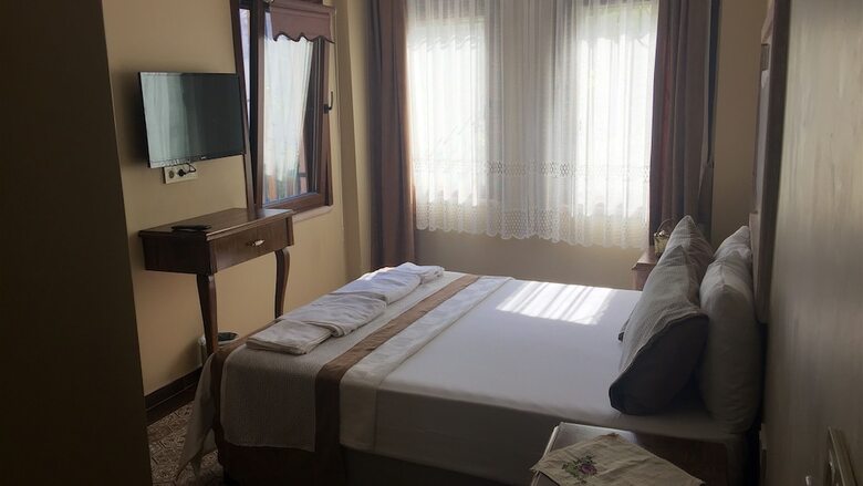 Hotel Hayriye Hanim Ege