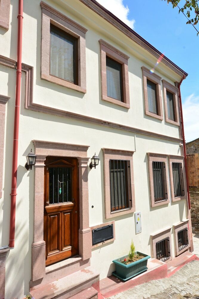 Hotel Hayriye Hanim Ege