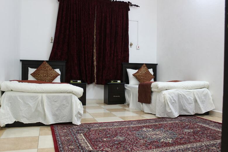 Hotel Al Eairy Furnished Apartments Al Baha 4