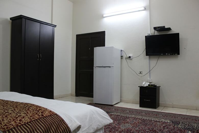 Hotel Al Eairy Furnished Apartments Al Baha 4