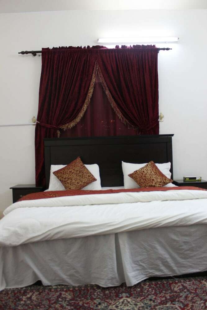 Hotel Al Eairy Furnished Apartments Al Baha 4