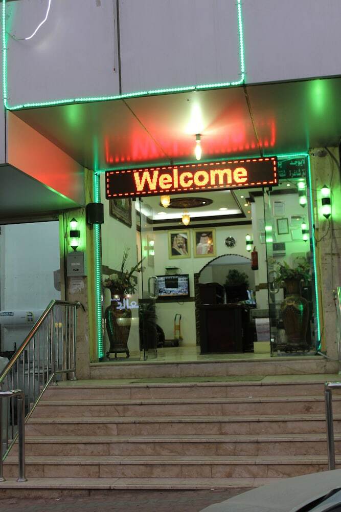 Hotel Al Eairy Furnished Apartments Al Baha 4