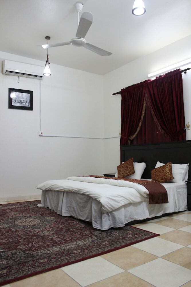 Hotel Al Eairy Furnished Apartments Al Baha 4