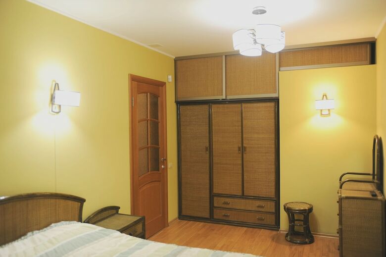 Innhome Apartments - Revolution Square