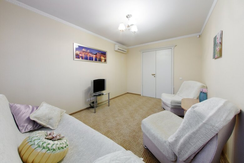 Innhome Apartments - Revolution Square