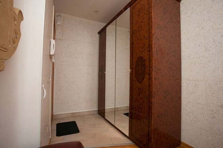 Innhome Apartments - Revolution Square