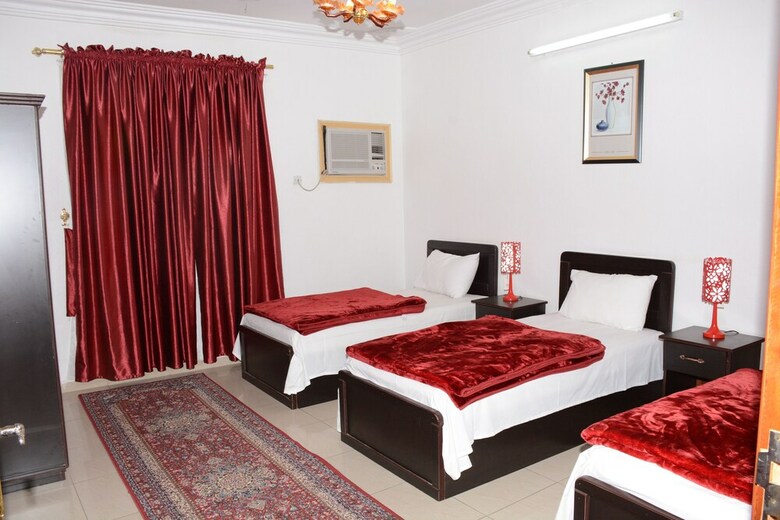 Apartamentos Al Eairy Furnished Apt Al Madinah 2