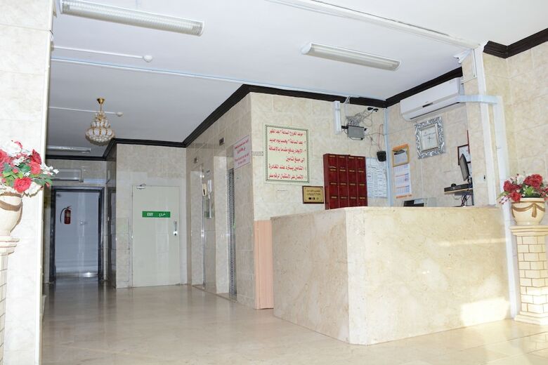 Apartamentos Al Eairy Furnished Apt Al Madinah 2
