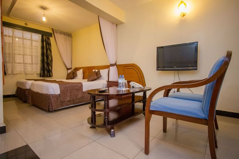 Emboita Hotel