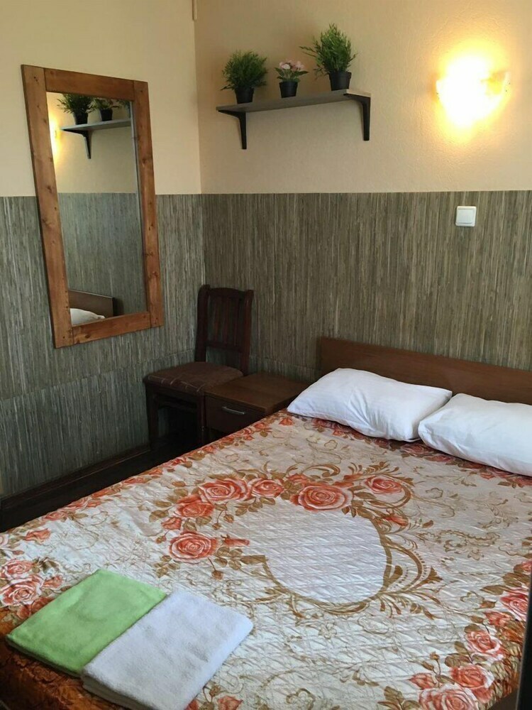 Khutorok Hotel