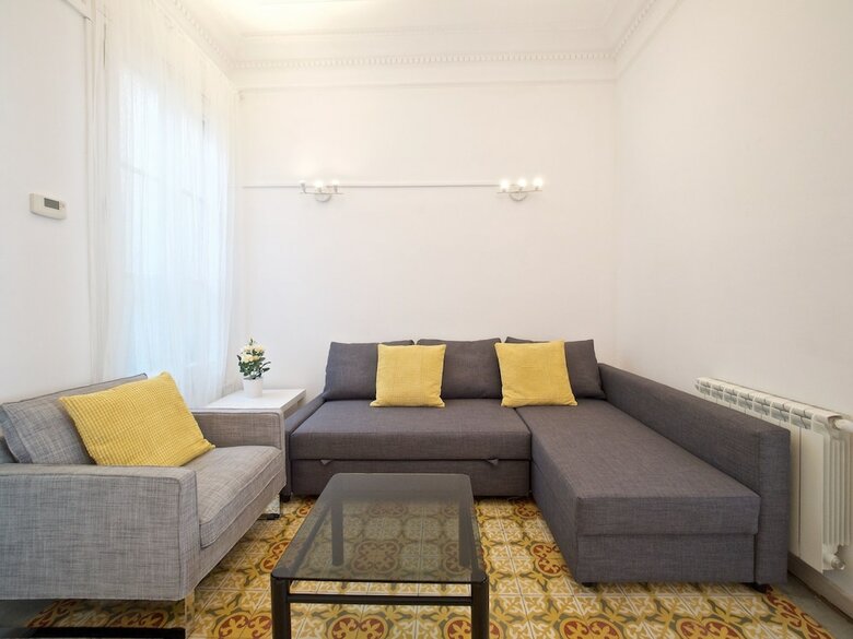 Gaudi Eixample Apartment