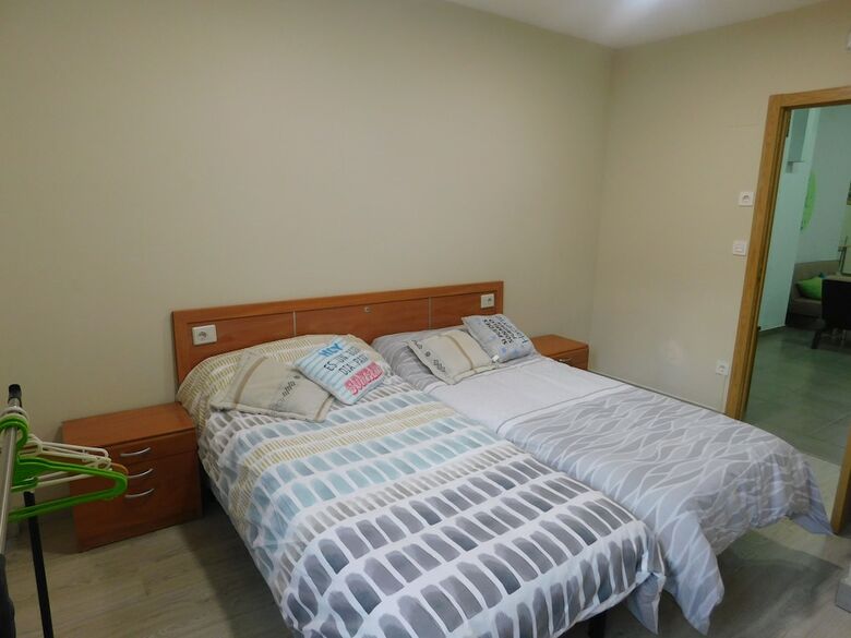 Hostal Albergue Barullo