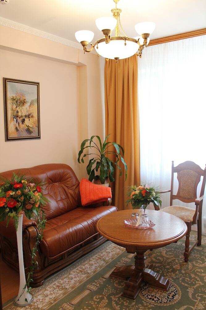 Hotel Troparevo