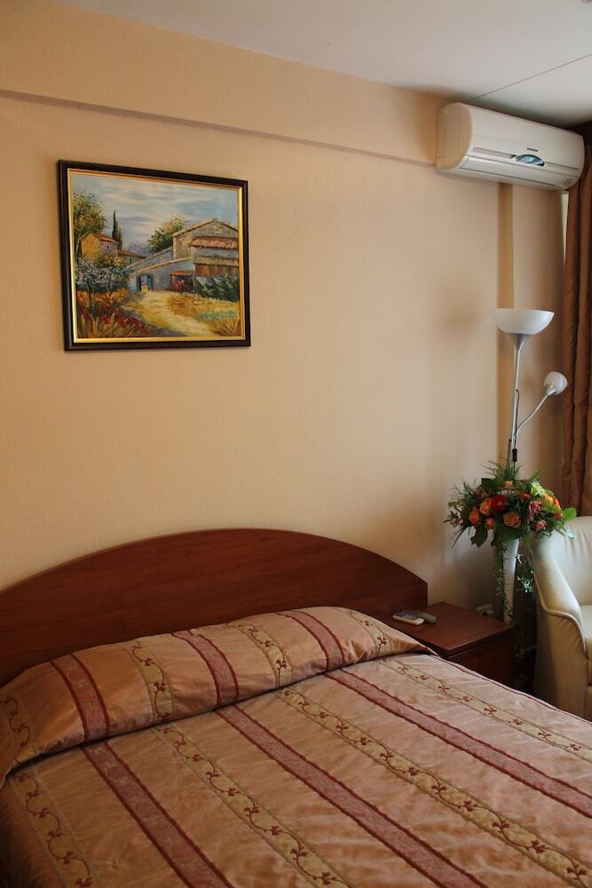 Hotel Troparevo