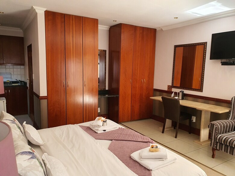 Hotel Prinshof Manor Guesthouse