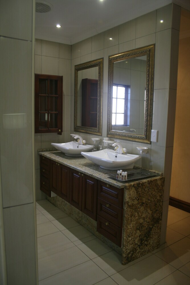 Hotel Prinshof Manor Guesthouse