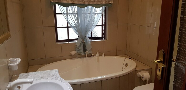 Hotel Prinshof Manor Guesthouse