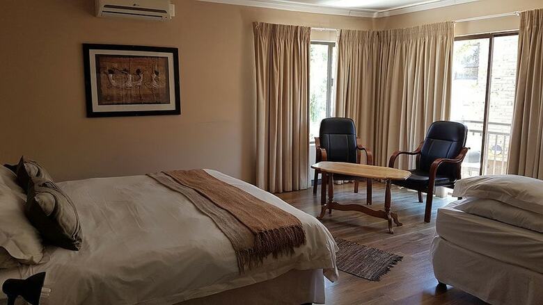 Hotel Tsessebe Guesthouse