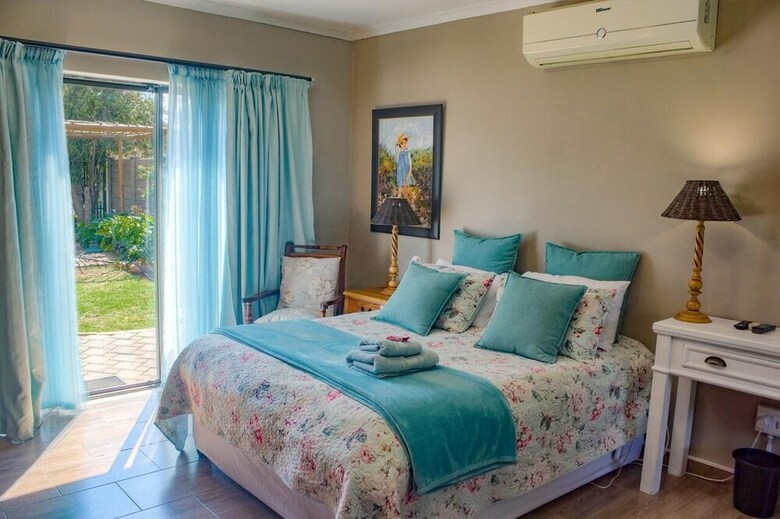 Hotel Melsetter Guest Room