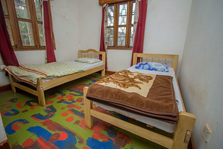 Hostal Ewaka Guesthouse And Backpackers - Hostel