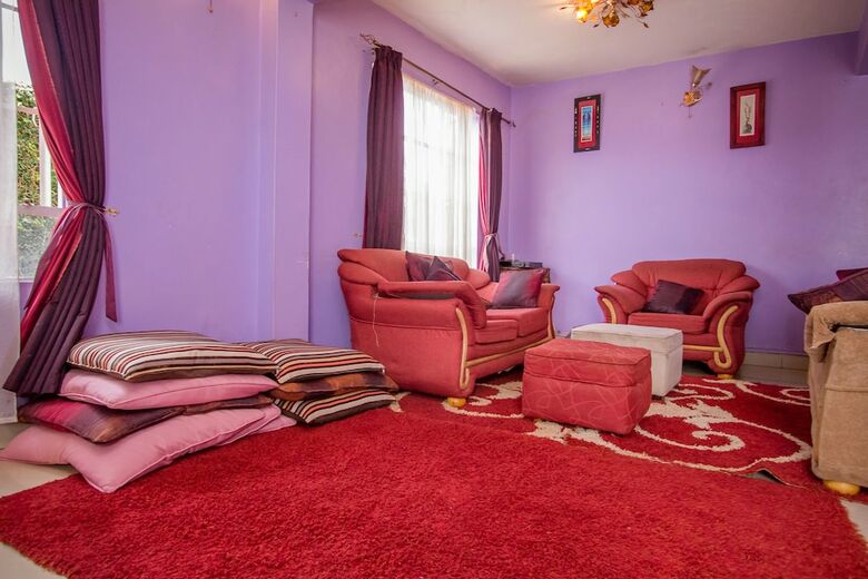 Hotel Ivys Inn Guest House