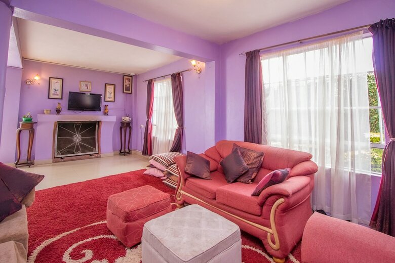 Hotel Ivys Inn Guest House