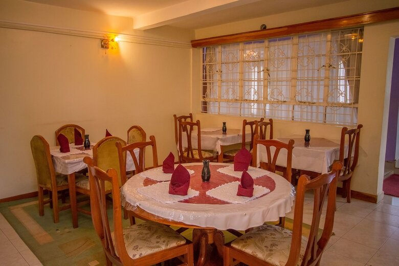 Hotel Ivys Inn Guest House