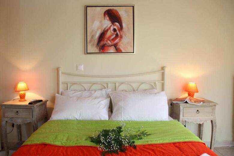Hotel Apartments Avra