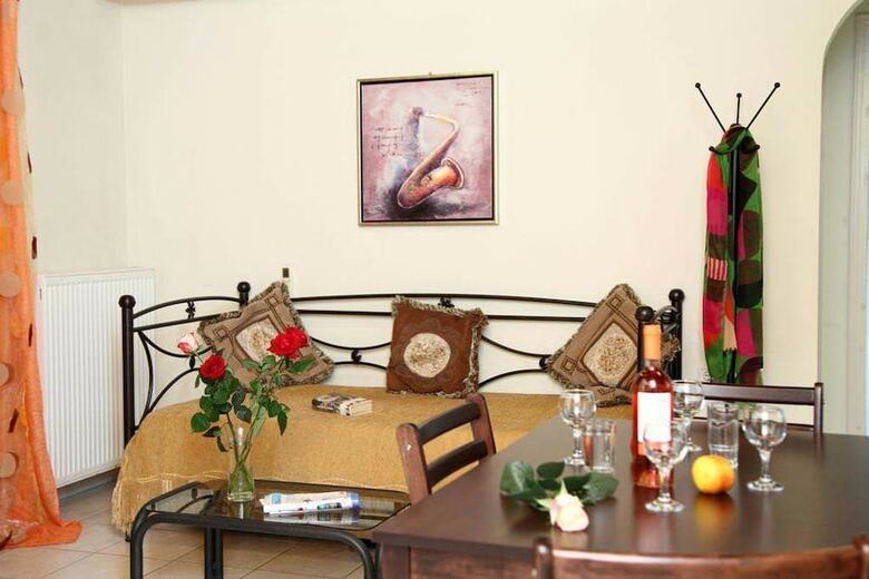 Hotel Apartments Avra