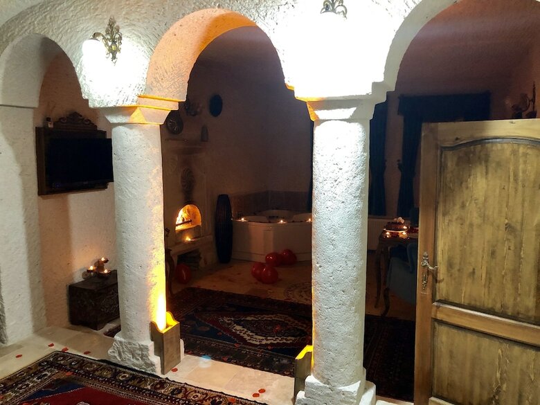 Miracle Cave Hotel - Special Class