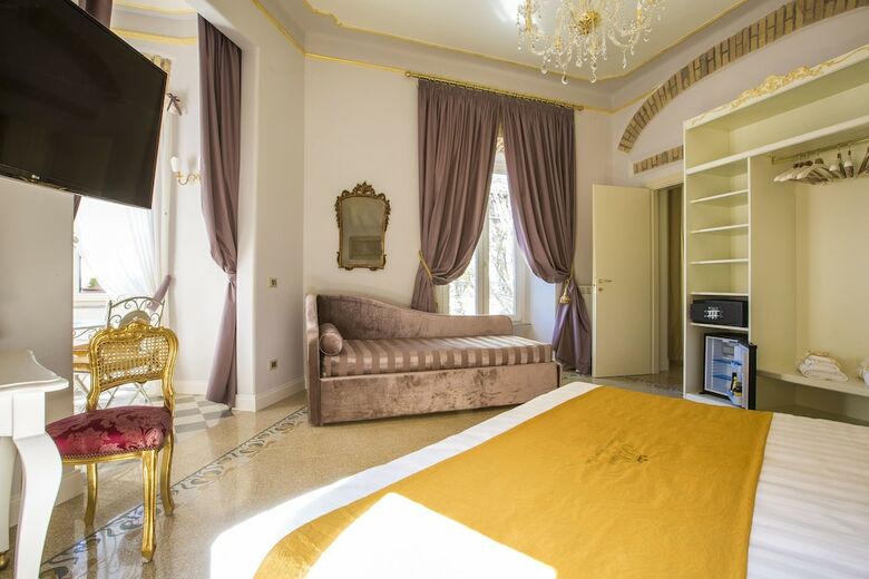 Hotel Trastevere Royal Suite