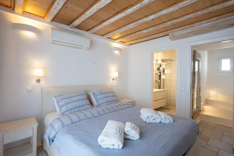 Apartamentos Blue And White Suites