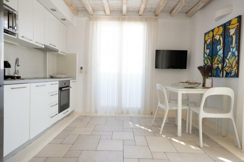 Apartamentos Blue And White Suites