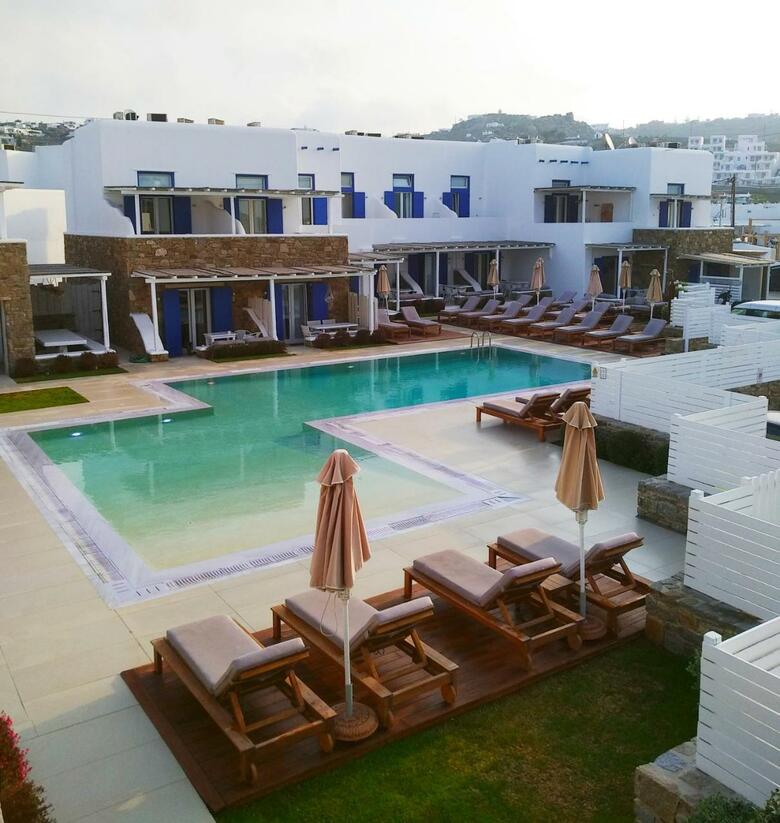 Apartamentos Blue And White Suites