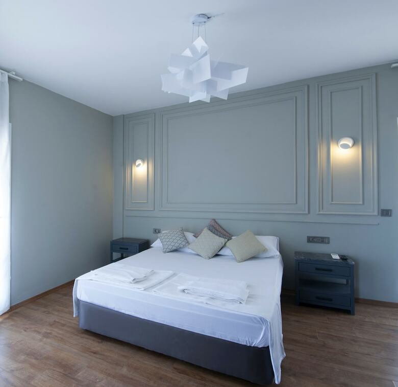 Pudra Hotel