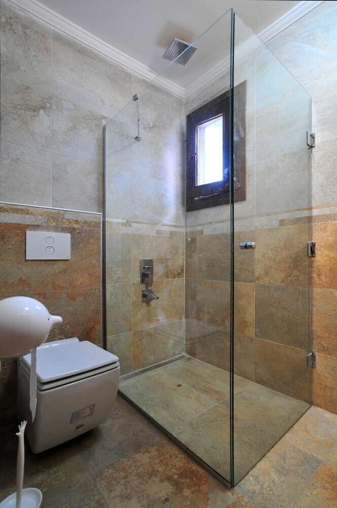 Pudra Hotel