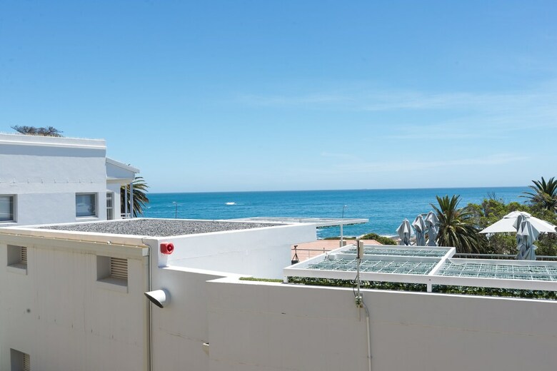 Apartamentos Caprice Court 7