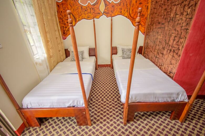 Hotel Tulina Riverside Treat