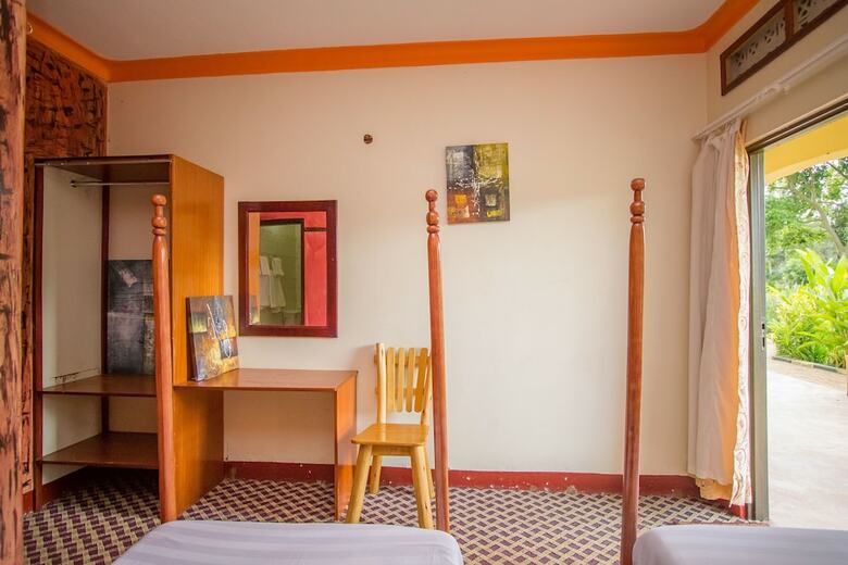 Hotel Tulina Riverside Treat