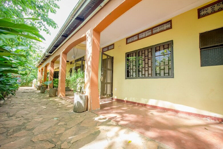 Hotel Tulina Riverside Treat