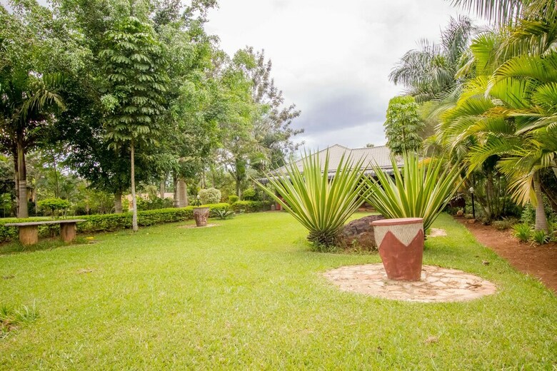 Hotel Tulina Riverside Treat