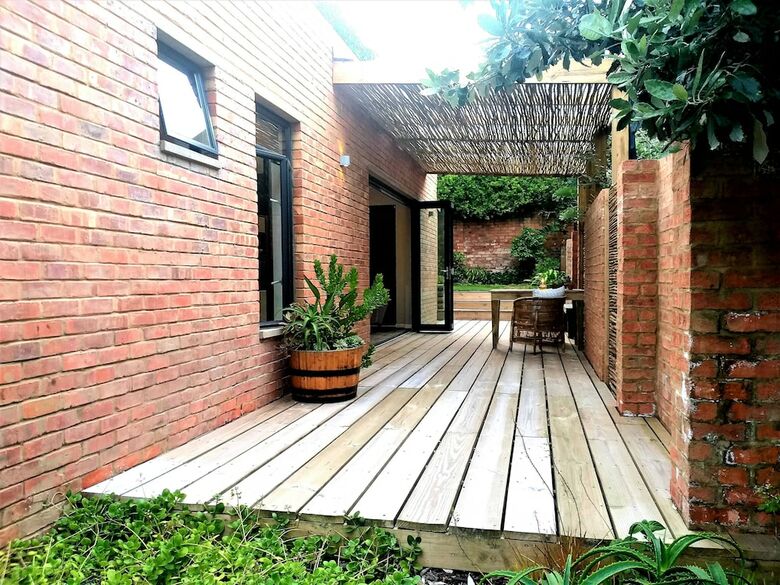 Hotel Lovemore Lodges Knysna